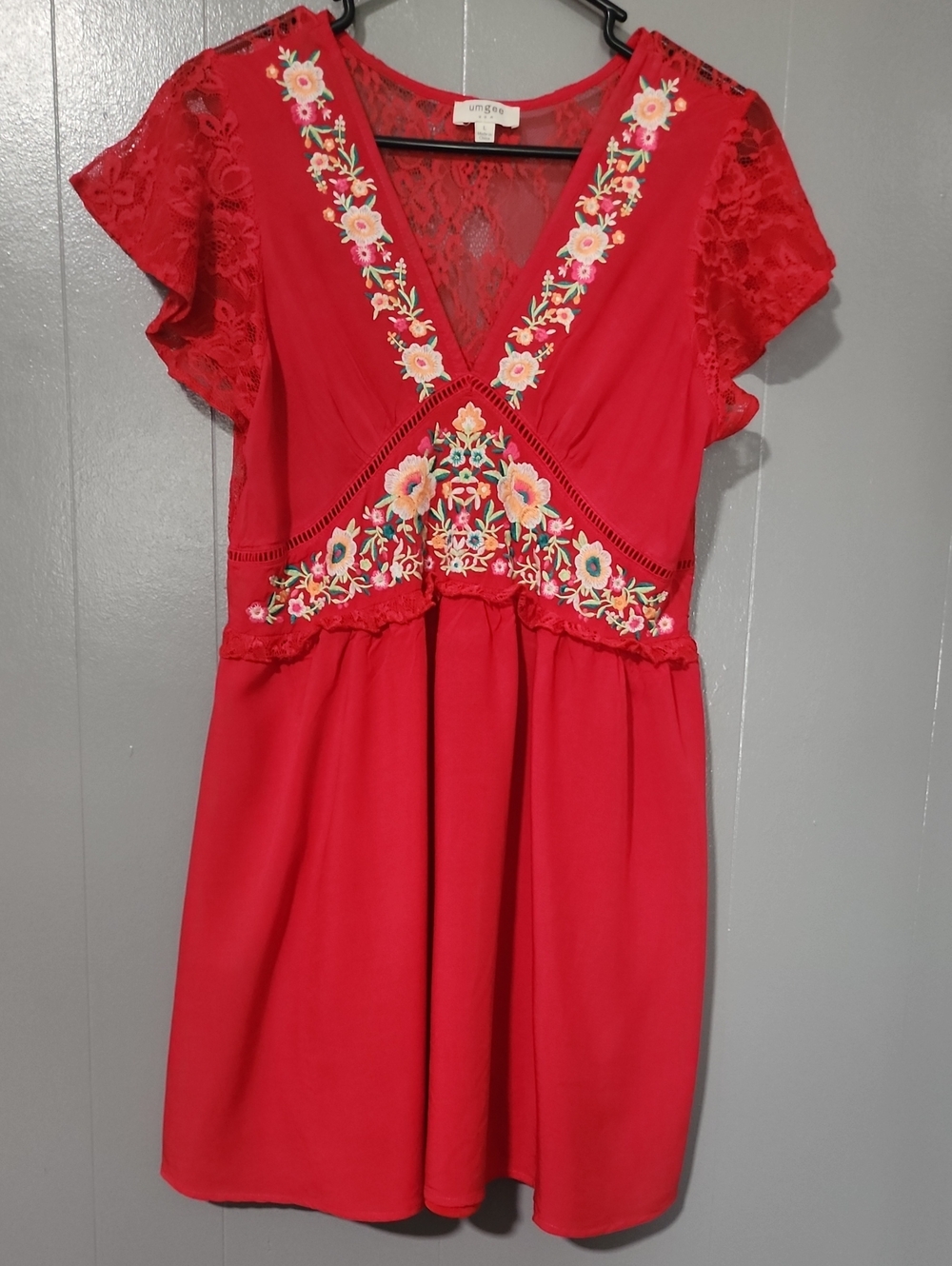 Umgee Red V-Neck Mini Dress with Floral Embroidery and Lace Sleeves